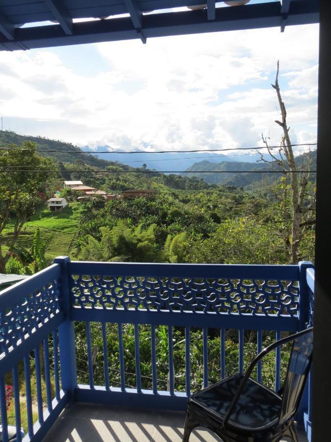 Отель Casa Azul La Garrucha Хардин Экстерьер фото